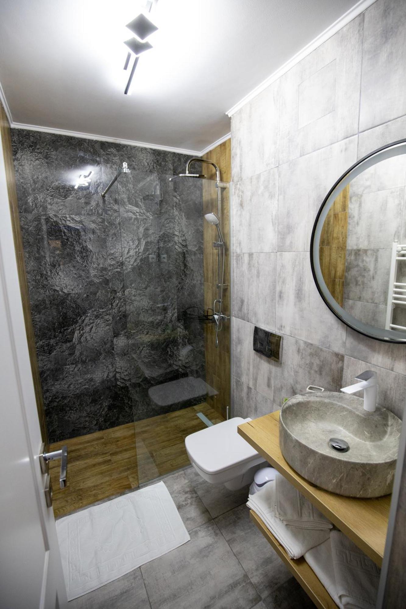 Alpasio Rentals 2 Galaţi Exteriér fotografie
